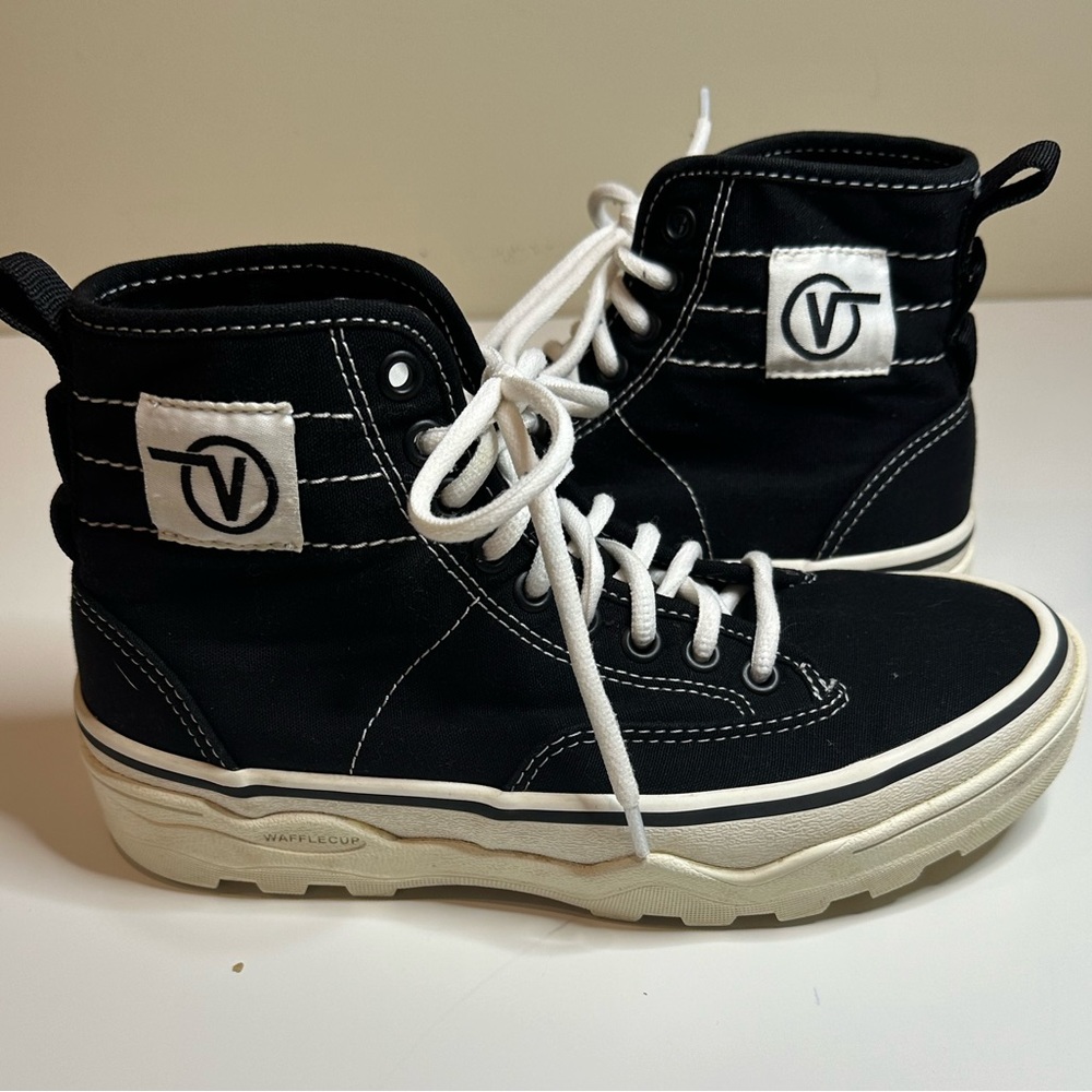 VANS WaffleCup Ultracush High Top Sneakers  Men's Size 5 Women's 6.5